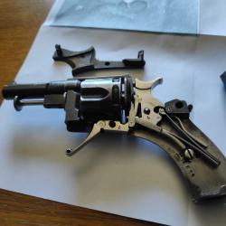 Revolver modèle 1887 - 1889/90 calibre 320 Manufacture de saint Etienne