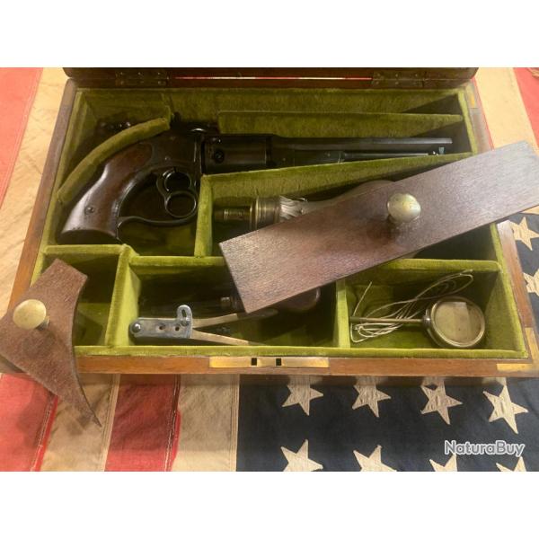 Revolver Savage Navy calibre 36 Guerre de Scession