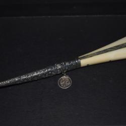 couteau OTTOMAN circa fin XIX e manche en ivoire fourreau en argent pas de poinçon
