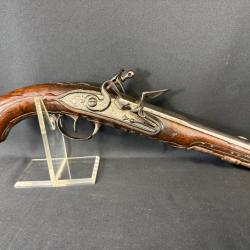 EXCELLENT PISTOLET À SILEX D'OFFICIER vers 1730