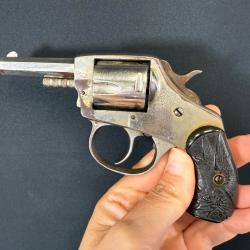 HARRINGTON RICHARDSON YOUNG AMERICAN BULLDOG FIRTH MODEL calibre 32 sw long