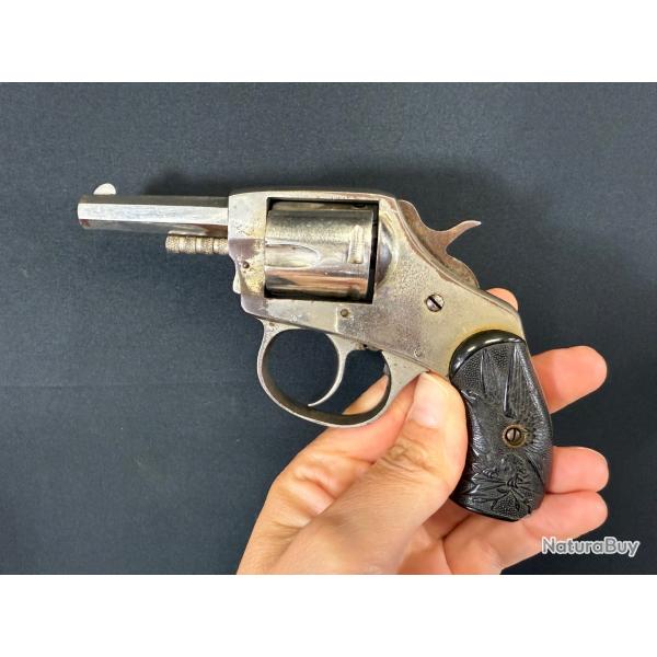 HARRINGTON RICHARDSON YOUNG AMERICAN BULLDOG FIRTH MODEL calibre 32 sw long