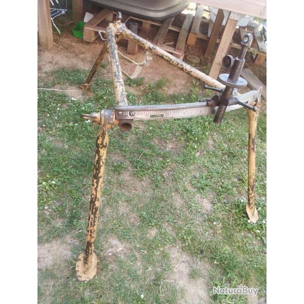 Trpied pour fusil mitrailleur Bren MK2 afft lourd WW2