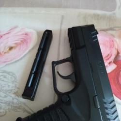 pistolet  co2   à plombs  calibre 4,5 avec 5  promotoion  mpins 25% + 250 plombs gratuits