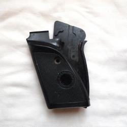 Plaquettes de crosse pistolets 22 Lr - BERETTA  - modèle 76 / 74 -