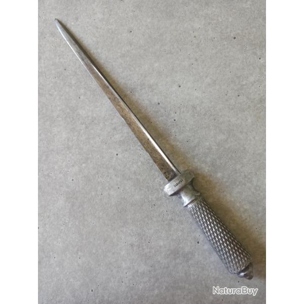 Rare poignard ou dague dite PRIME de la Manufacture Franaise d'armes et cycles de Saint-Etienne