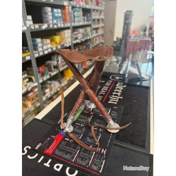 Trepied en bois et assise en cuir neuf encore plastifier , 47 cm de hauteur , destockage chasse