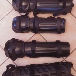Ensemble de 2 Pièces Genouilleres avec Protège tibias des forces de Police SWAT