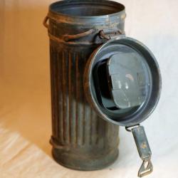 Boitier MAG masque à gaz allemand GAS MASK CANISTER NORMANDIE 1944  WWII - REF SLO22BMG001