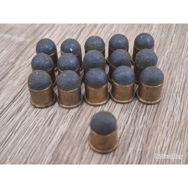 16 cartouches 9mm Flobert + boite