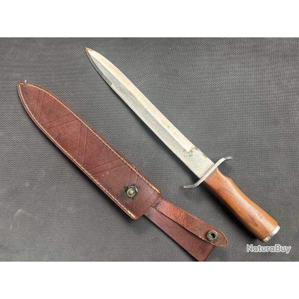 dague de chasse 40 cm,  28cm de lame , manche en bois destockage chassse enchere