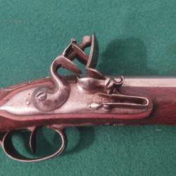 Pistolet á silex de Officier Français  manufacture civil circa 1800.