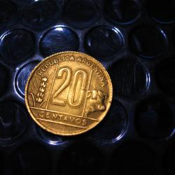 Argentine   piece de 20 centavos 1948  Libertac ttb +