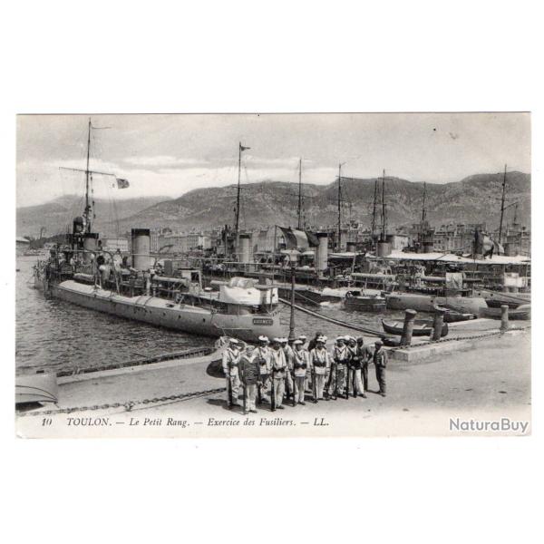 CPA - MARINE Militaire - TOULON - LE PETIT RANG . EXERCICE DES FUSILIERS - N3442