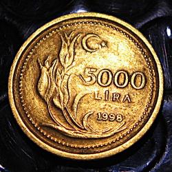 Turquie piece de 5000 lira 1998 ttb