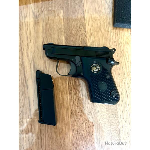 Pistolet airsoft WE 950