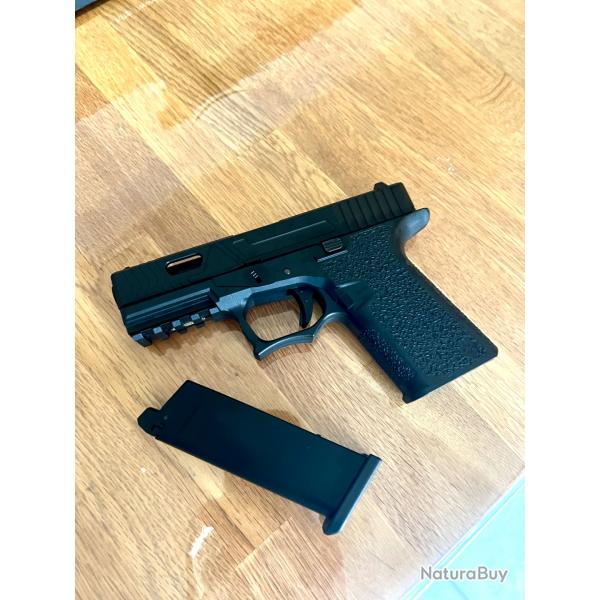Pistolet airsoft VX 9300 Aw custom