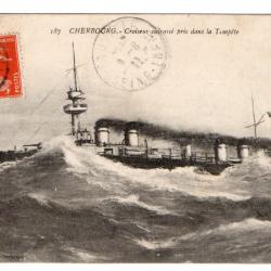 CPA - Marine Militaire - " Cherbourg "- Croiseur cuirasse pris dans la Tempête N°3456