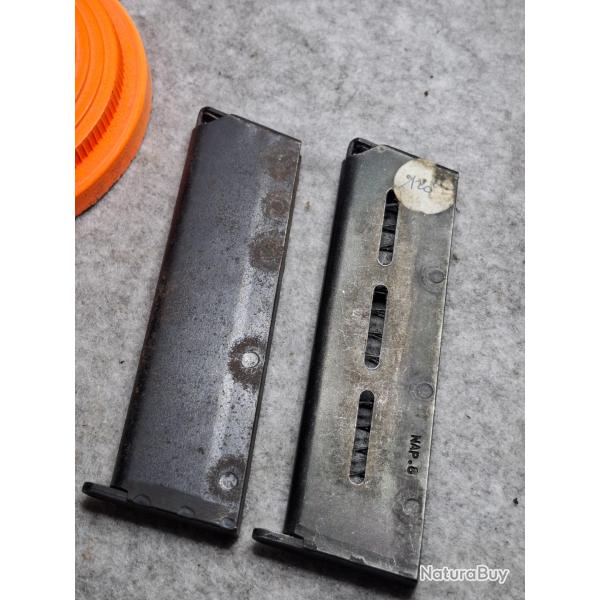 2 Chargeurs 8mm a blanc type Colt 45 BRUNI / UMAREX / NAPOLEON en l'tat fonctionnels