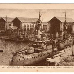 CPA - Marine Militaire -" CHERBOURG LES NAVIRES DE L ESCADRE DU NORD ET CALES DE CONSTRUCTION N°3486