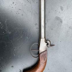 Pistolet a percussion de gros calibre