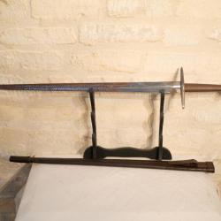 Épée MEDIEVALE ou HEROIC FANTASY COSPLAYEUR avec fourreau REPRODUCTION ref EBR24EEE015