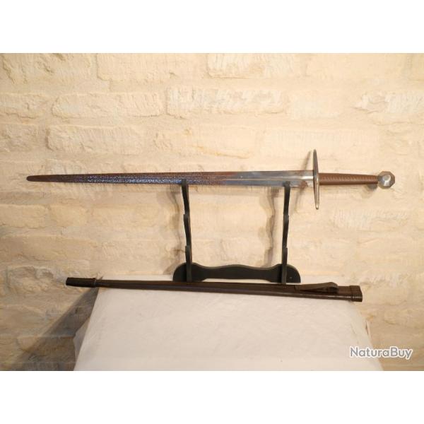 pe MEDIEVALE ou HEROIC FANTASY COSPLAYEUR avec fourreau REPRODUCTION ref EBR24EEE015
