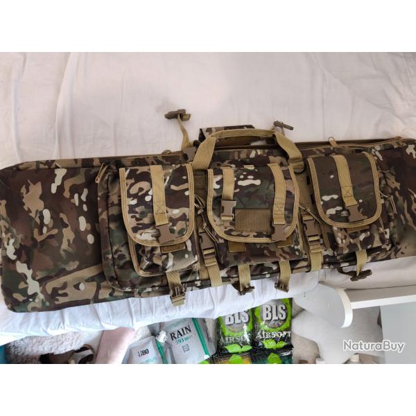 Vend sac de transport rplique airsoft longue + billes et gaz.
