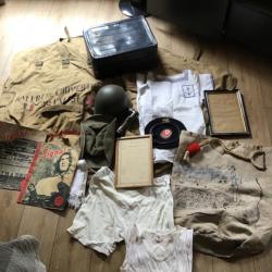 LOT DES EFFETS (VÊTEMENTS MILITAIRES) INDOCHINE ET ALGÉRIE