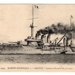 CPA - Marine Militaire Française -  " DANTON "  Cuirasse d'Escadre 18.318 tonne N°3290