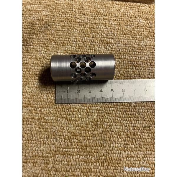  vendre, frein de bouche, M18x100 diamtre 22 mm pour du 8,5 mm !neuf n'a jamais t utilis