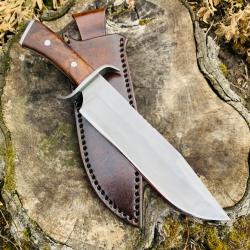 couteau bowie d'artisan / manche noyer noir américain