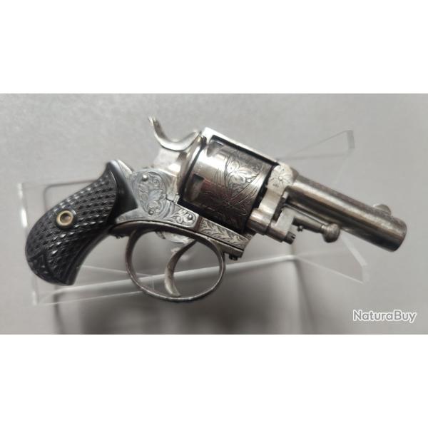 Revolver British bulldog de luxe, cal 320 numrot 8221