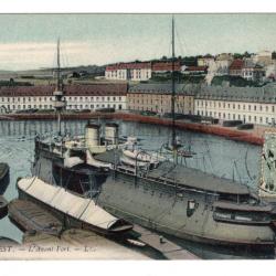 CPA - MARINE MILITAIRE - BREST -Lavant-Fort N°1583