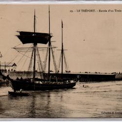 CPA - MARINE - LE TREPORT -Entrée d'un Trois Mats N°1033
