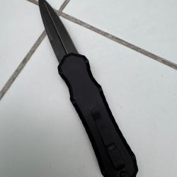 Couteau Piranha OTF