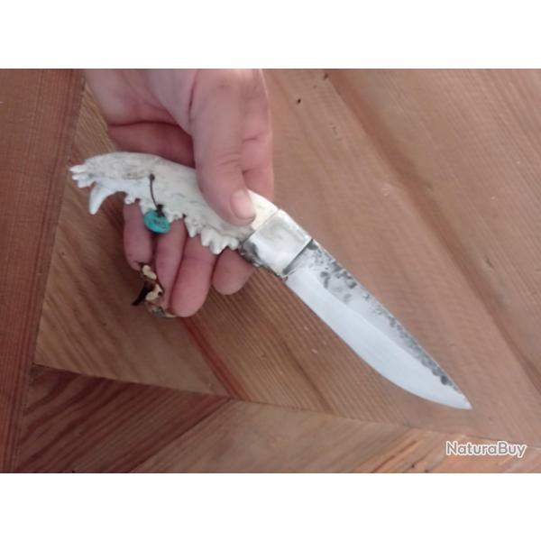 couteau amrindien lame forge en acier carbone  manche mchoire et acier