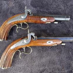 Belle paire de pistolets XIX siècle ELG.