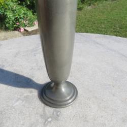 VINTAGE - Ancien petit vase soliflore en étain - FRANCE (XXé)