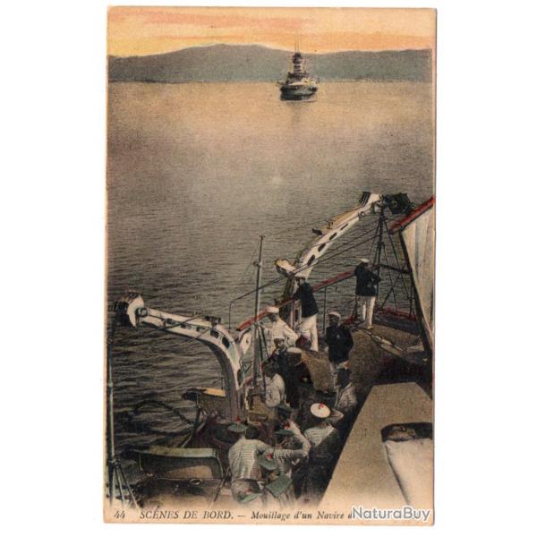 CPA - MARINE MILITAIRE -SCNE DE BORD - Mouillage d'un Navire de Guerre  -N3521