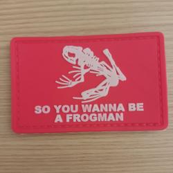 ÉCUSSON GRENOUILLE SKULL 8/5CM SCRATCH PVC