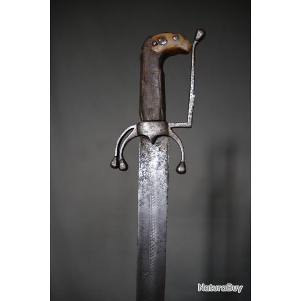 Sabre nimcha Marocain  lame Nasride - Maroc, 17me-18me sicle et lame antrieure