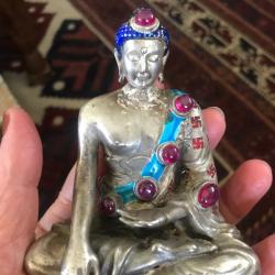 vintage - bouddha tibétain - bronze argenté incrusté multi pierres