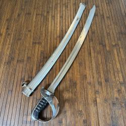 BEAU ET PAS COURANT SABRE 1913 DE LA MARÉCHAUSSÉE ROYALE NEERLANDAISE HEMBRUG MONOMATRICULE