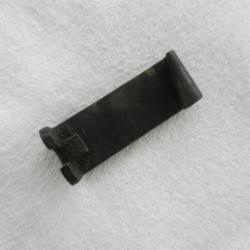 pièce détachée pour pistolet mitrailleur Sten (pièce pour boitier de chargeur)