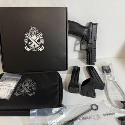 CATEGORIE B PISTOLET SPRINGFIELD ARMORY  CAL 9X19  ECHELON 4.5 GARANTIE 2 ANS FRAIS DE PORT OFFERT