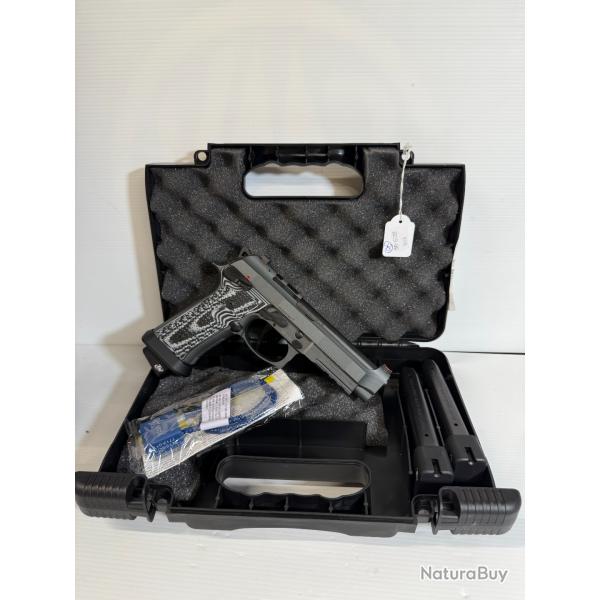CATEGORIE B PISTOLET BERETTA TYPE 92 XI SQUALO CAL 9X19 GARANTIE 2 ANS FRAIS DE PORT OFFERT