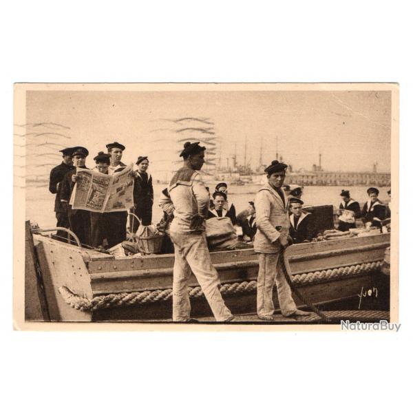 CPA -MARINE Militaire -TOULON  -VAR- Les Gars de la Marine N3528