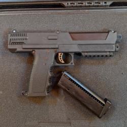 Lanceur TIPPMAN TPX avec chargeur parfait état servi 2 fois