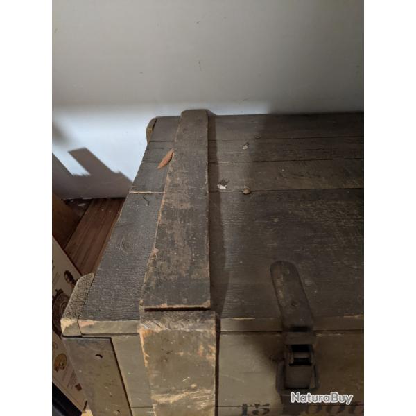 Caisse  munitions de transport Roquettes Indochine